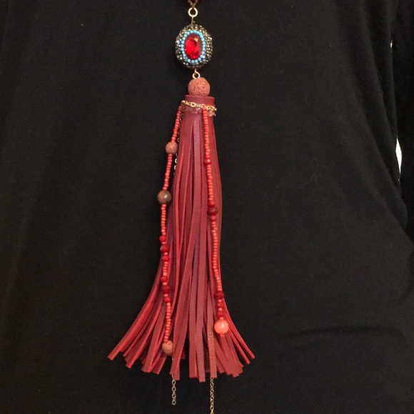 Beautiful Ole Brand Lariat Necklace & Earring Set - Picture 3 of 8